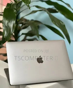 New Laptop Apple MacBook Air 2022 M2 8GB Intel Core I7 SSD 256GB