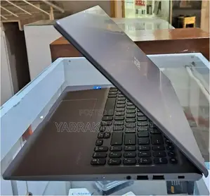 New Laptop Asus VivoBook 15 X505BA 8GB Intel Core I5 SSD 512GB