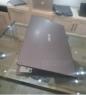 New Laptop Asus VivoBook 15 X505BA 8GB Intel Core I3 SSD 256GB