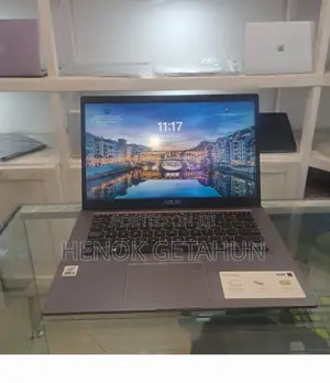 New Laptop Asus VivoBook 15 X505BA 8GB Intel Core I3 SSD 256GB