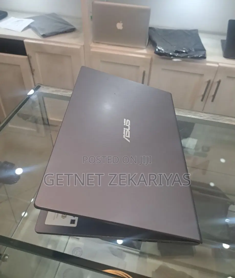 New Laptop Asus VivoBook 15 X510UQ 8GB Intel Core I3 SSD 256GB