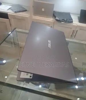 New Laptop Asus VivoBook 15 X510UQ 8GB Intel Core I3 SSD 256GB