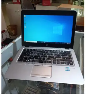 Photo - New Laptop HP EliteBook 820 G3 8GB Intel Core I7 SSD 256GB
