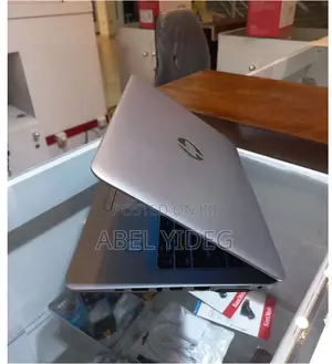 New Laptop HP EliteBook 820 G3 8GB Intel Core I7 SSD 256GB