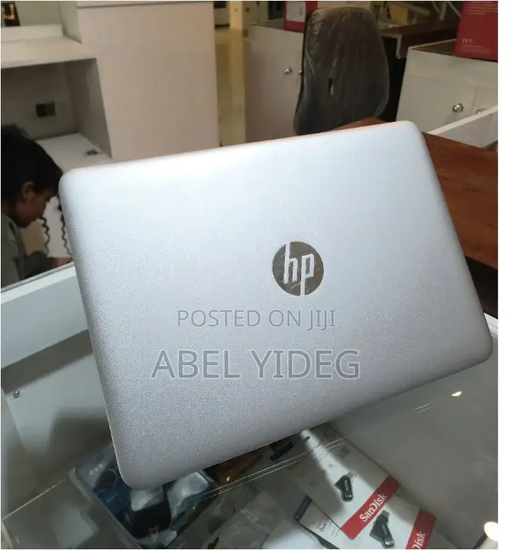 New Laptop HP EliteBook 820 G3 8GB Intel Core I7 SSD 256GB