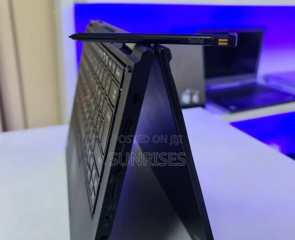 New Laptop Lenovo ThinkPad Yoga 8GB Intel Core I5 SSD 512GB