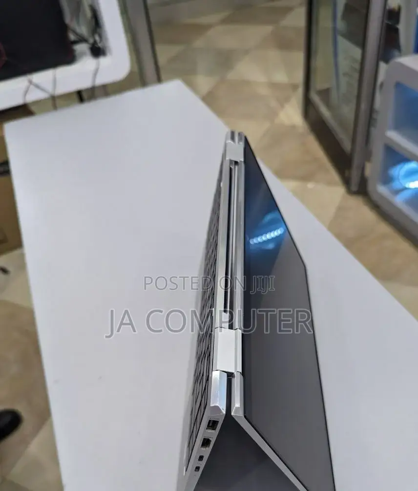 New Laptop HP EliteBook X360 1040 G9 16GB Intel Core I7 SSD 256GB