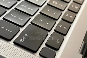 New Laptop Apple MacBook Air 8GB Intel Core I7 SSD 256GB