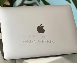 New Laptop Apple MacBook Air 8GB Intel Core I7 SSD 256GB