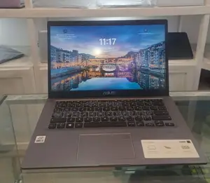 New Laptop Asus VivoBook E403NA 8GB Intel Core I3 SSD 256GB