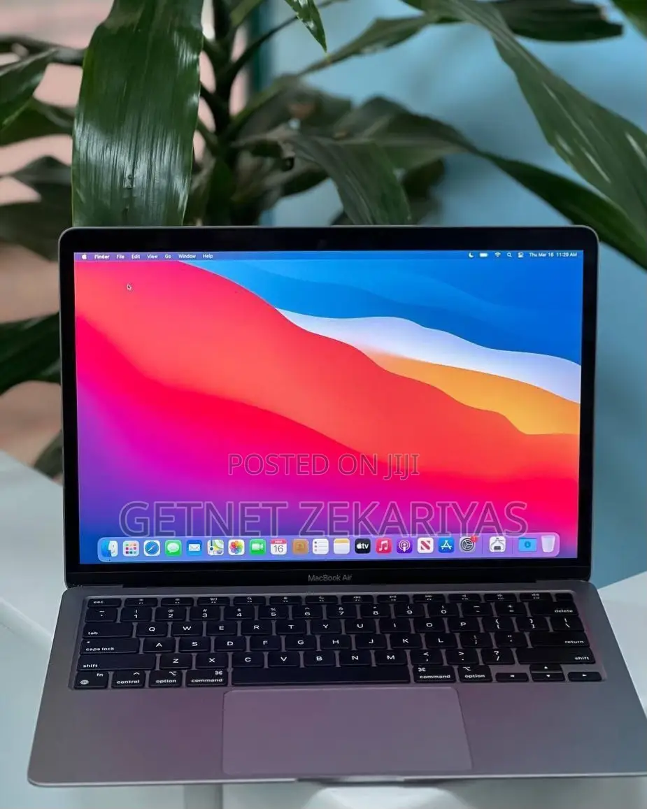 New Laptop Apple MacBook Air 8GB Apple M1 SSD 256GB