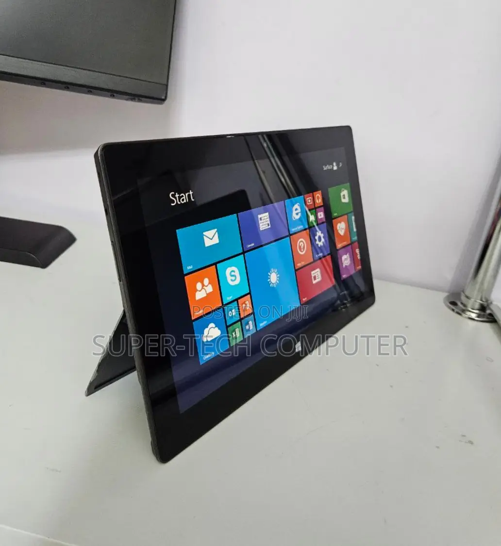 New Laptop Microsoft 2GB Intel Celeron SSD 32GB