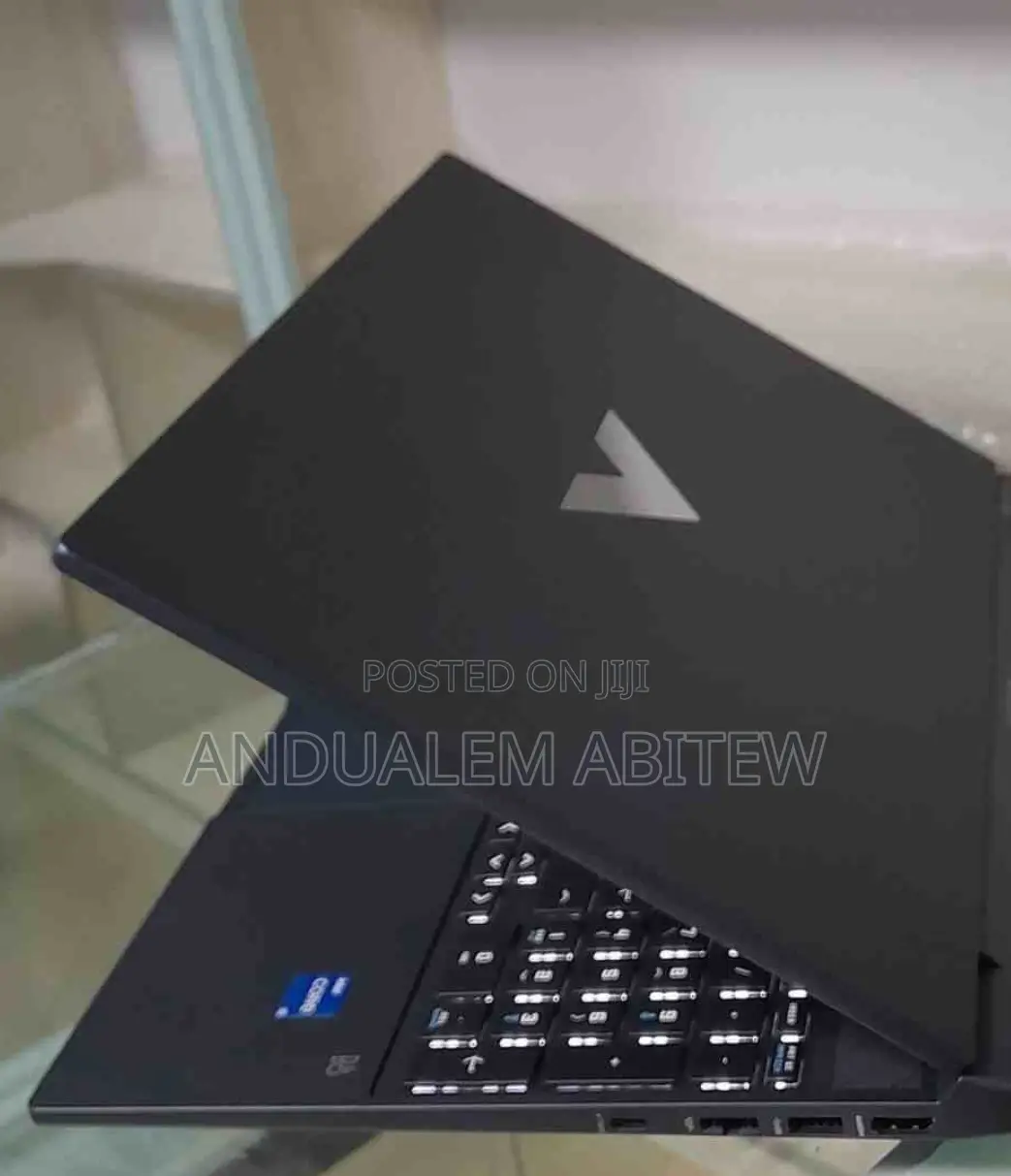 New Laptop HP Victus 15 16GB Intel Core I5 SSD 1T
