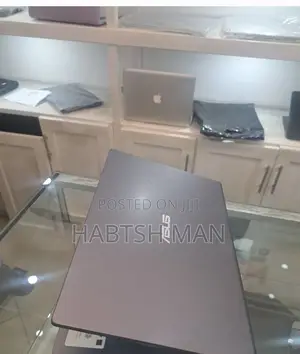 New Laptop Asus VivoBook 15 X505BA 8GB Intel Core I3 SSD 256GB