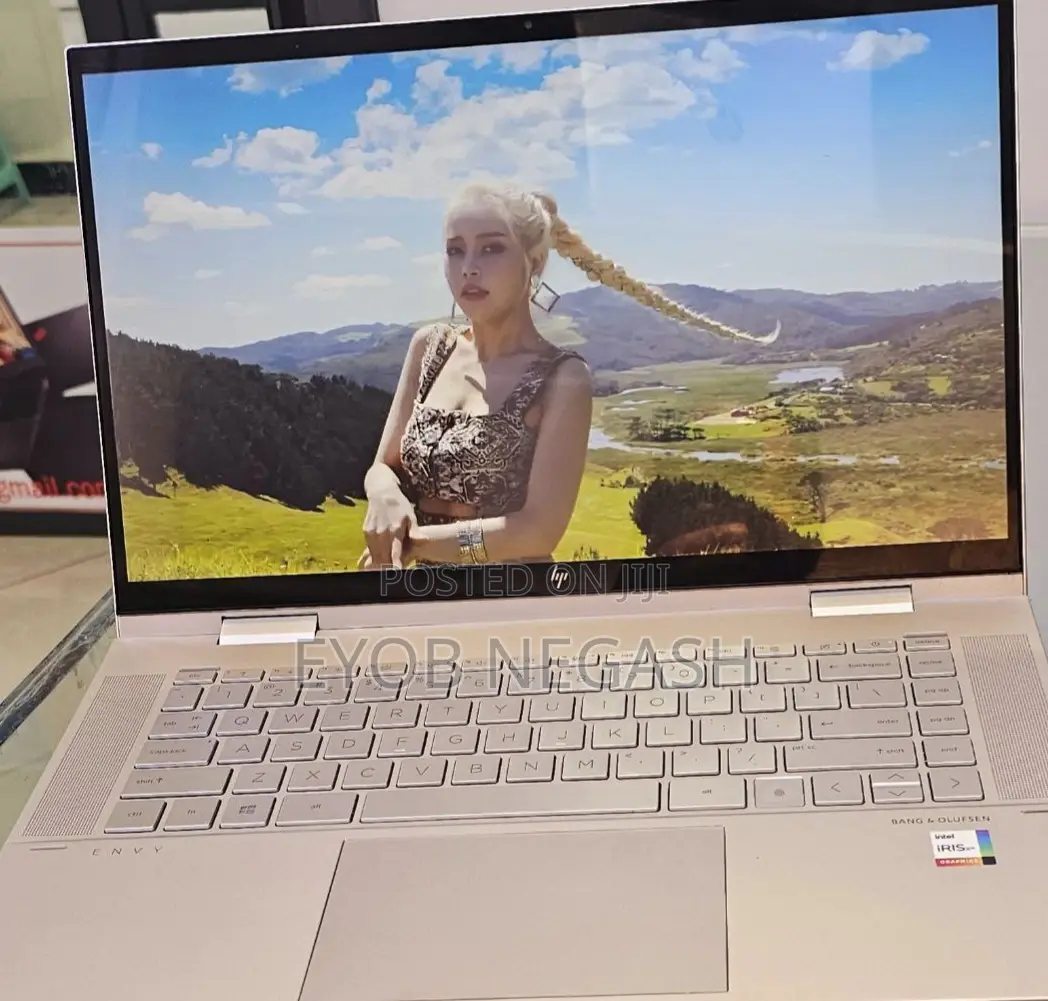 New Laptop HP Envy X360 16GB Intel Core I5 SSD 512GB
