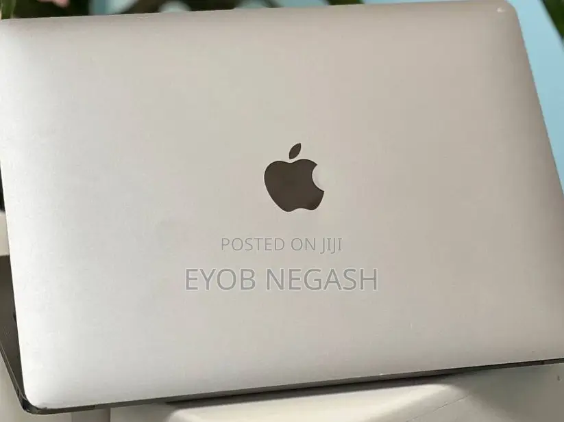 New Laptop Apple MacBook Air 2020 M1 8GB Apple M1 SSD 256GB