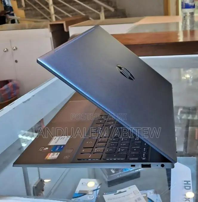 New Laptop HP Pavilion 15 16GB Intel Core I5 SSD 1T