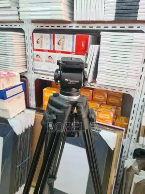 Weifeng Wf-717 1.8m Tall Heavy Duty Video Tripod
