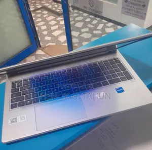 New Laptop HP EliteBook 850 G8 16GB Intel Core I5 SSD 512GB