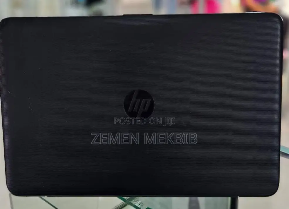 New Laptop HP Stream Notebook 4GB Intel Xeon SSD 128GB