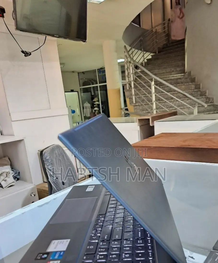 New Laptop HP Pavilion 15 16GB Intel Core I5 SSD 1T
