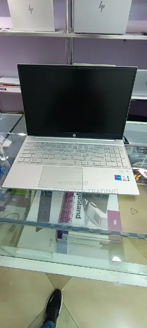 New Laptop HP Pavilion 15 16GB Intel Core I7 SSD 1T