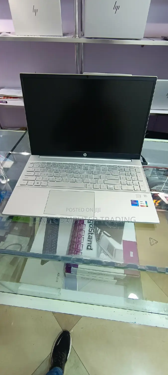 New Laptop HP Pavilion 15 16GB Intel Core I7 SSD 1T