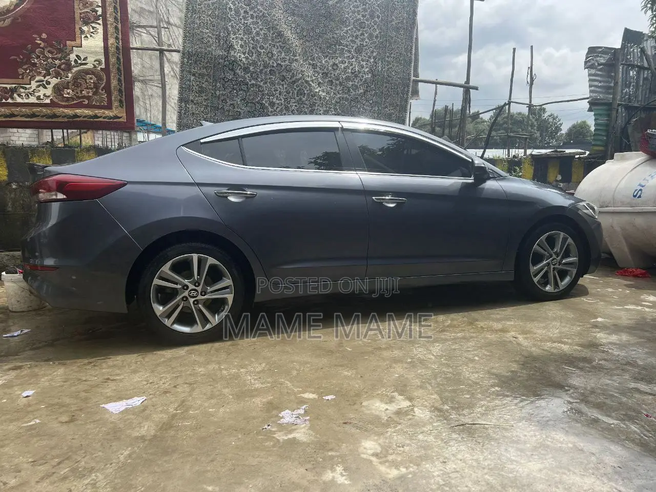 Hyundai Avante 2017 Gray