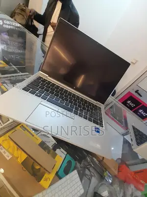 New Laptop HP 250 G8 16GB Intel Core I7 SSD 512GB