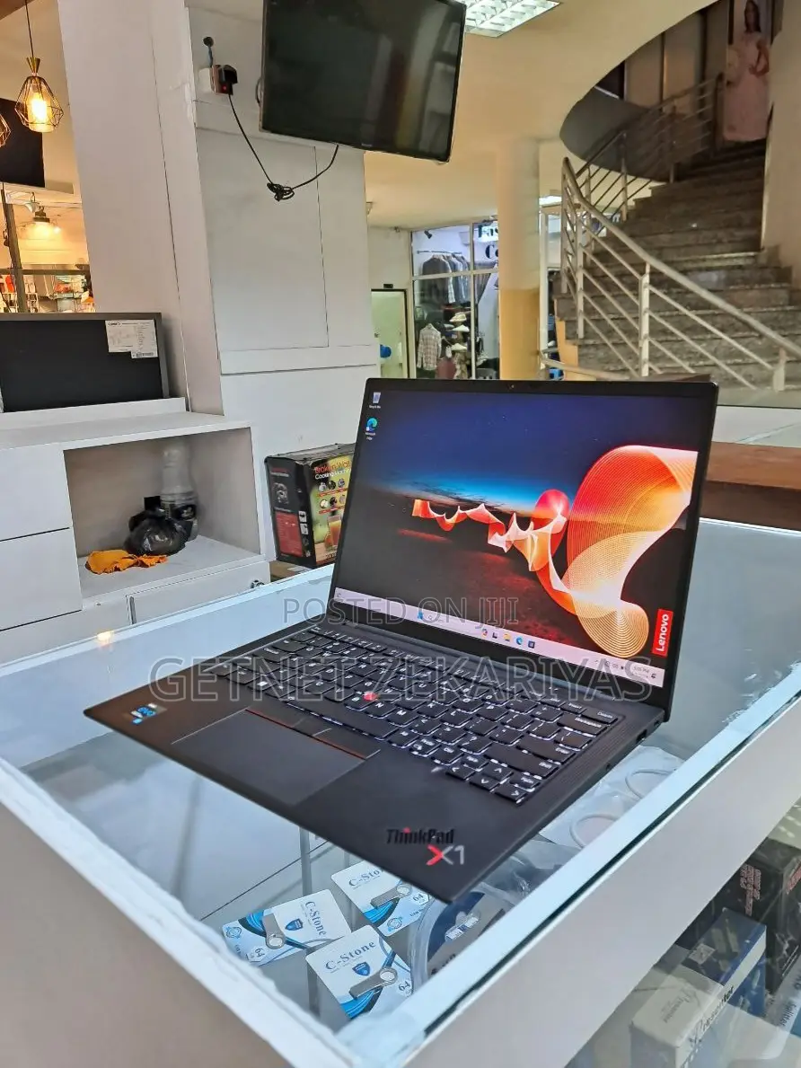 New Laptop Lenovo ThinkPad X1 Carbon 16GB Intel Core I7 SSD 512GB
