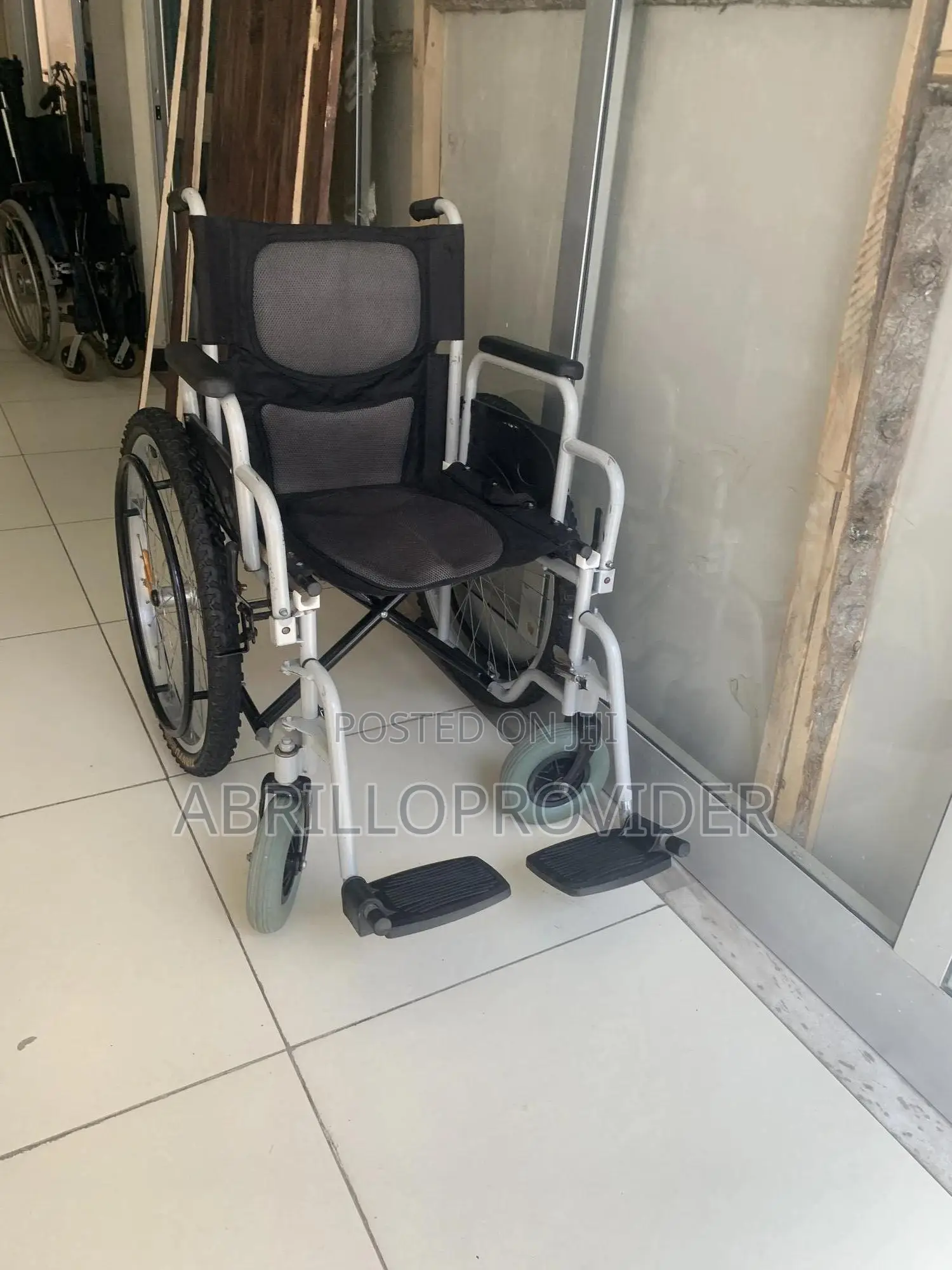 Fat Tyre Wheelchair|Wheelchair|Used Wheelchair|Wheelchair