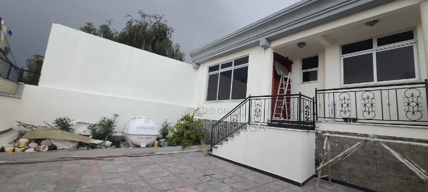 4bdrm Villa in Adis Abba, Yeka for sale