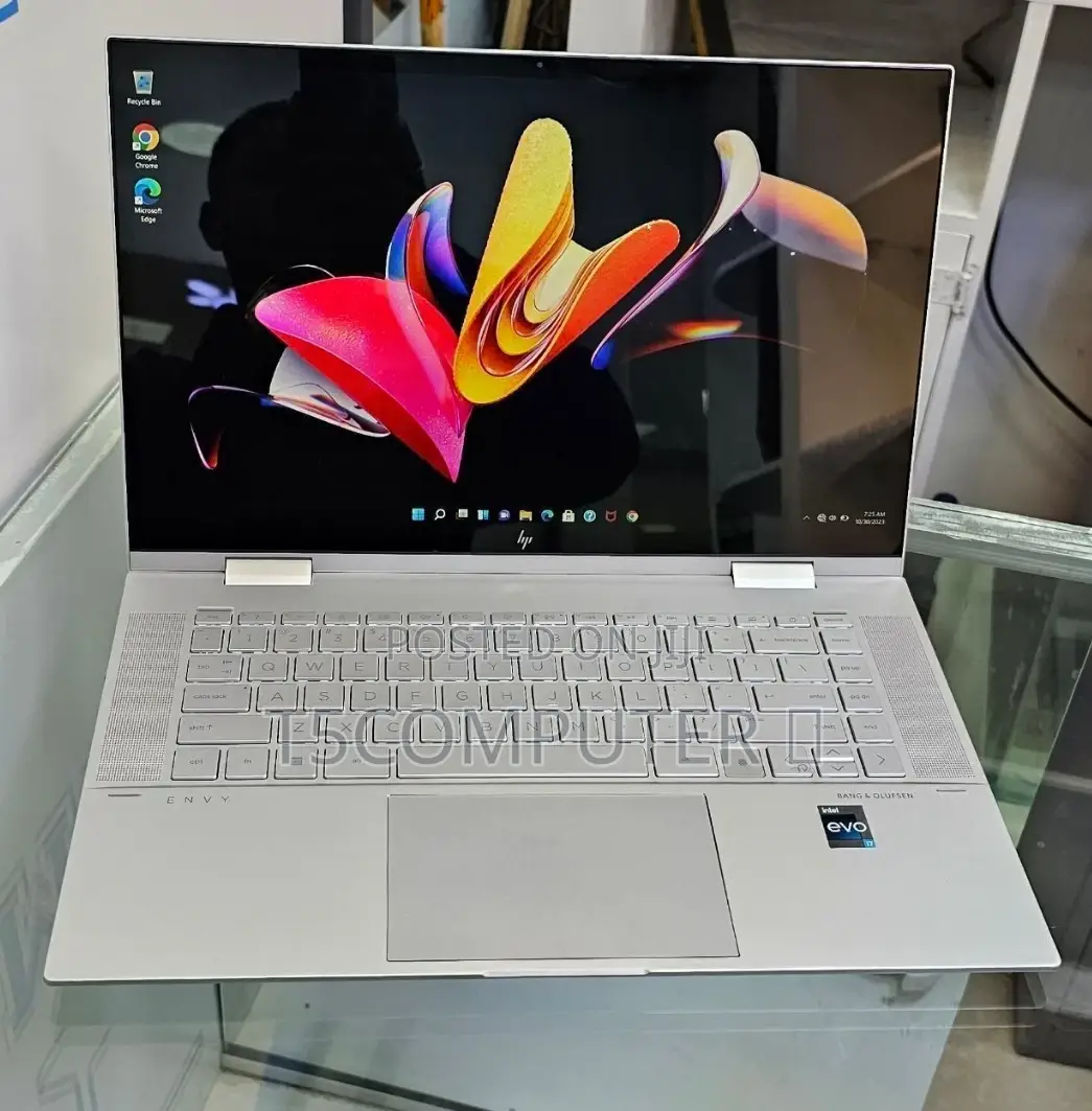 New Laptop HP Envy X360 16GB Intel Core I7 SSD 1T
