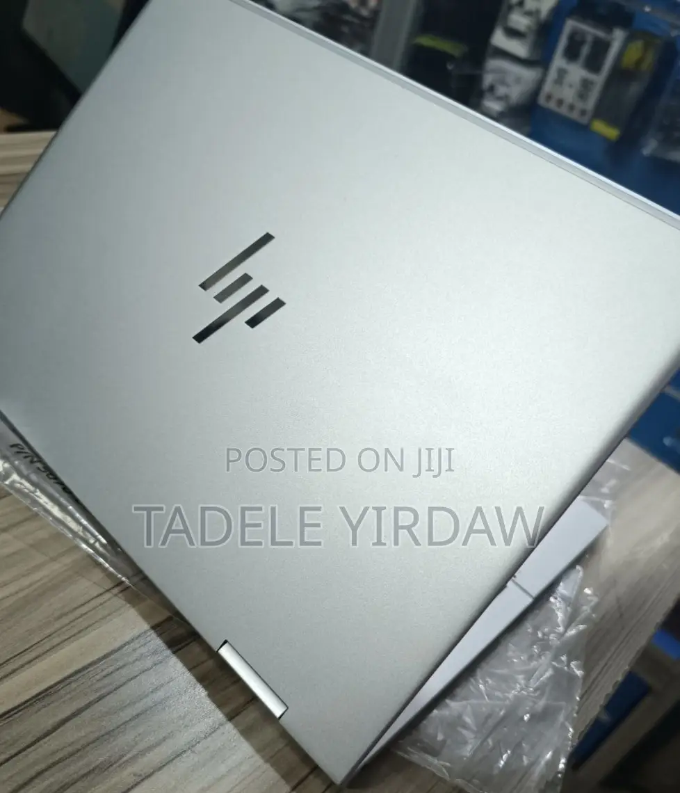 New Laptop HP Envy X360 8GB Intel Core I7 SSD 512GB