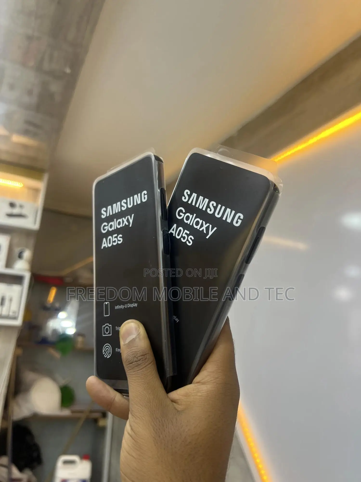 New Samsung Galaxy A05s 128 GB Black