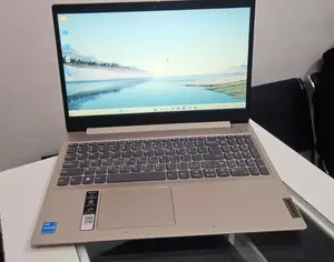 Photo - New Laptop Lenovo Ideapad 3 8GB Intel Core I3 SSD 256GB