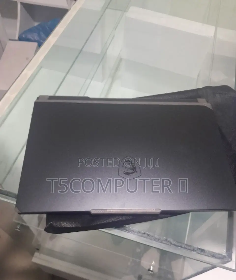 New Laptop MSI Pulse GL66 16GB Intel Core I7 SSD 512GB