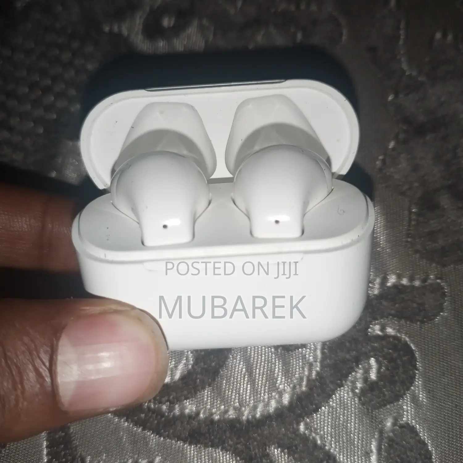 Airpod Pro 5s(በቅናሽ ዋጋ)