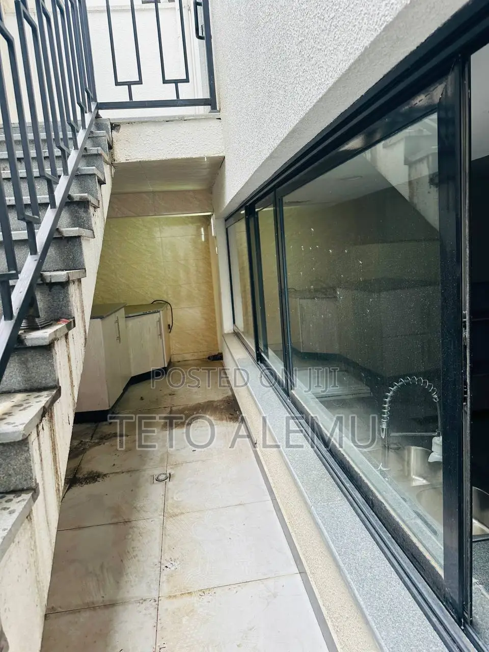 6bdrm House in የሚሸጥ ቅንጡ መኖሪያ ቤት ገርጂ, Bole for sale