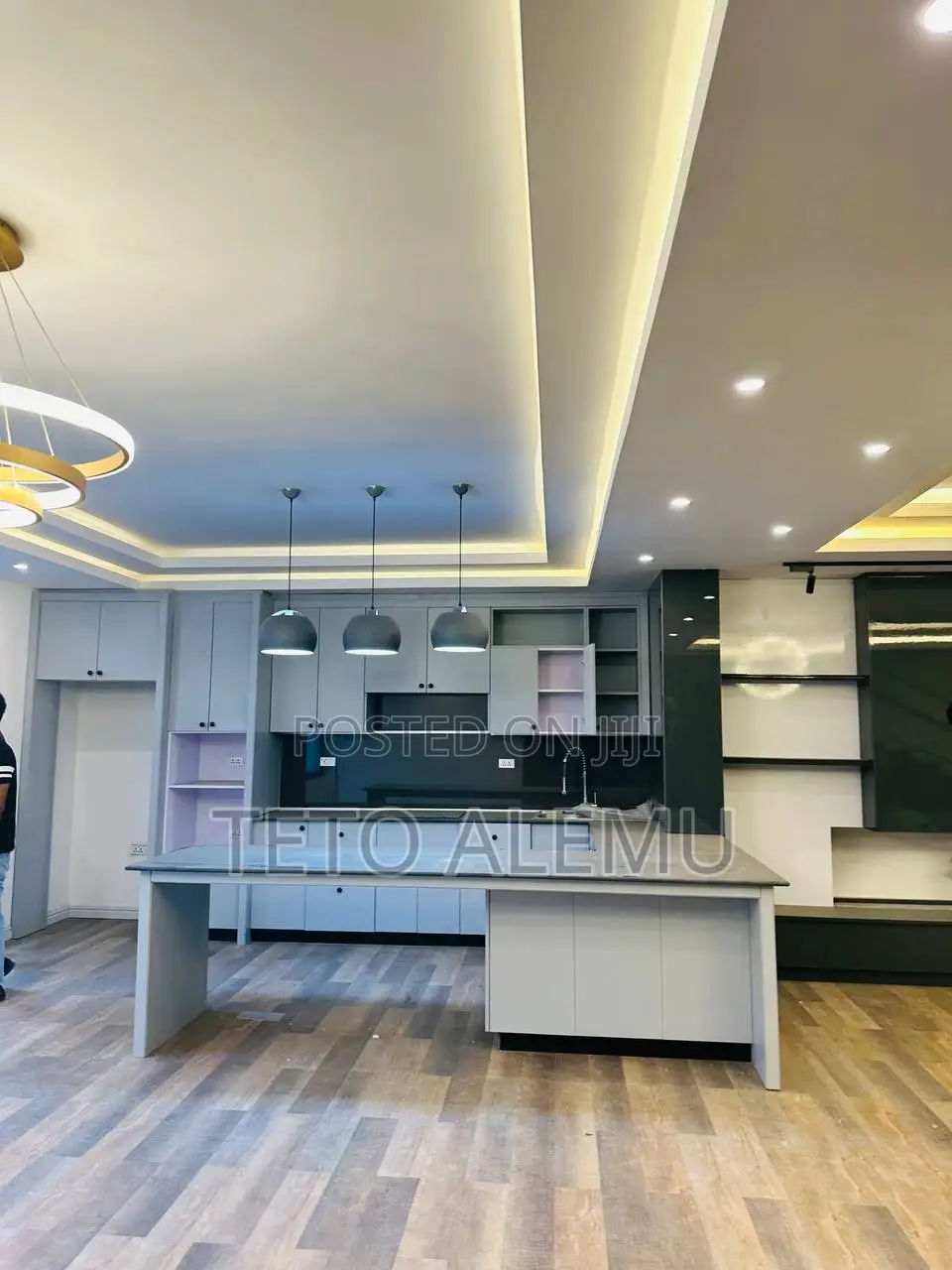 6bdrm House in የሚሸጥ ቅንጡ መኖሪያ ቤት ገርጂ, Bole for sale