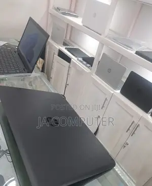 Photo - New Laptop HP Pavilion 15 16GB Intel Core I5 SSD 1.5T