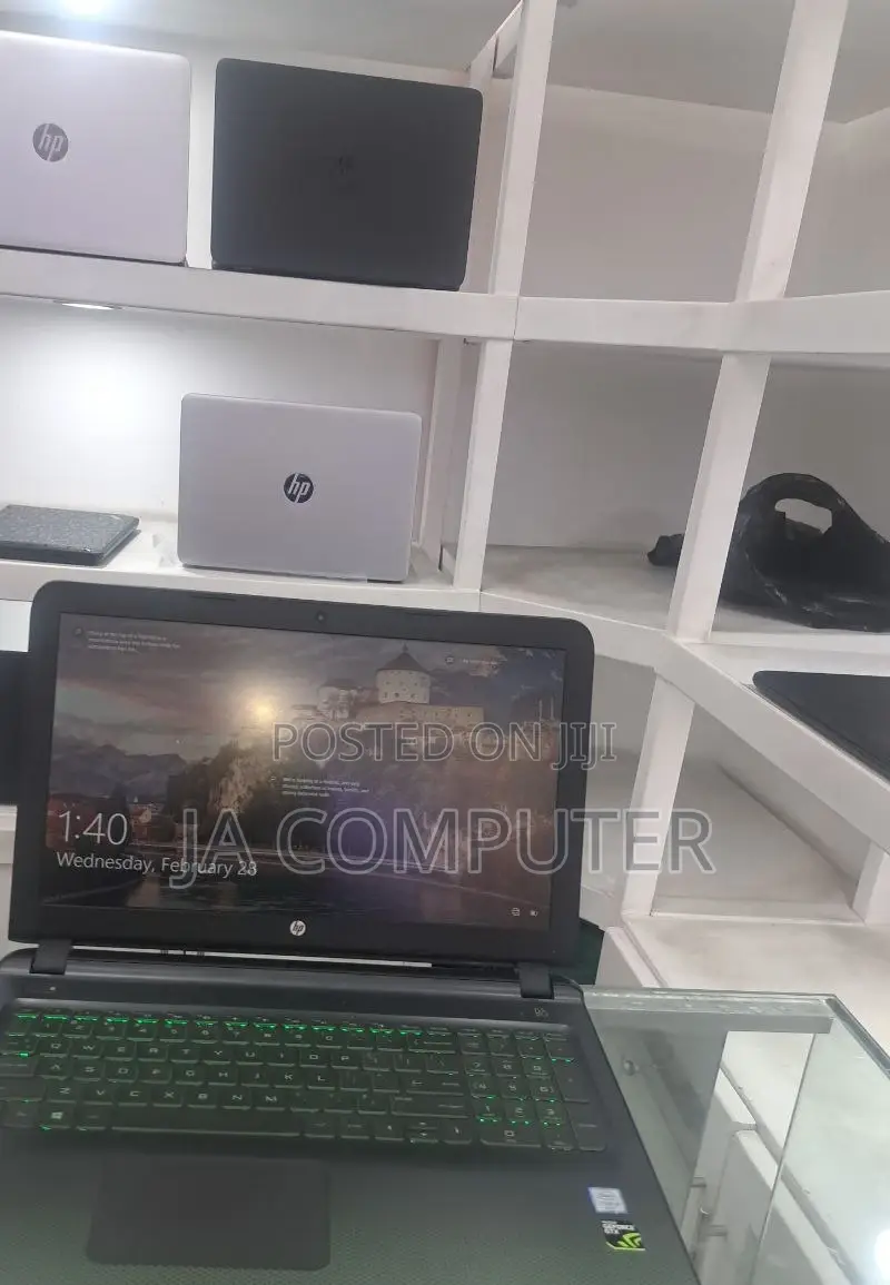 New Laptop HP Pavilion 15 16GB Intel Core I5 SSD 1.5T