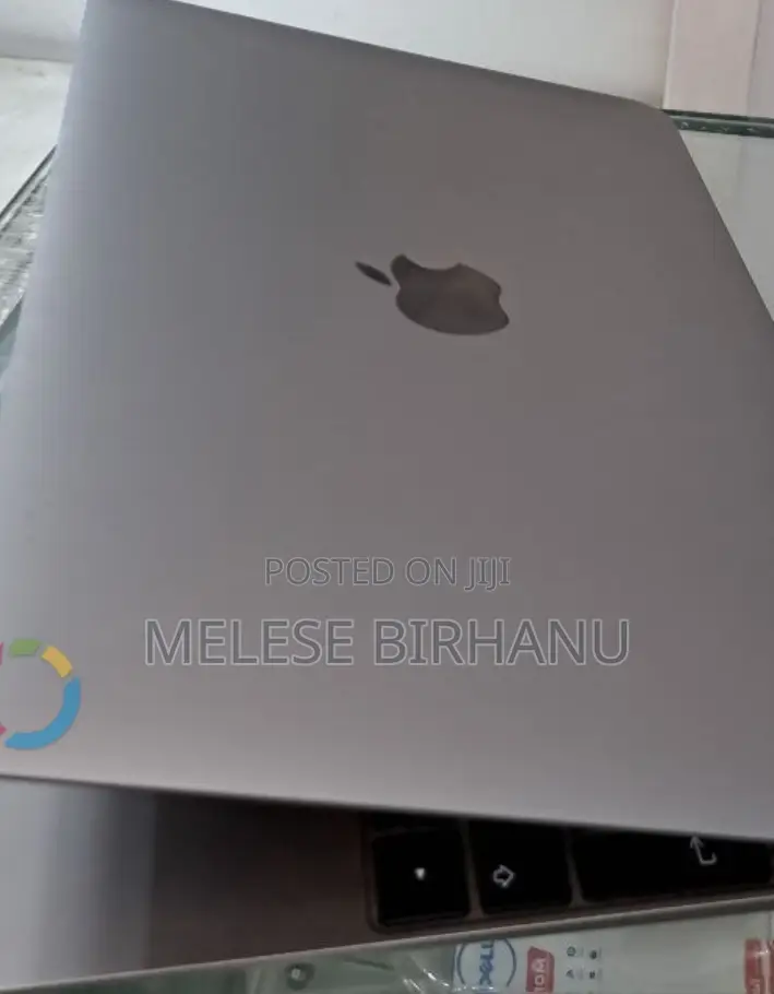 New Laptop Apple MacBook Pro 2017 8GB Intel Core i5 SSD 512GB