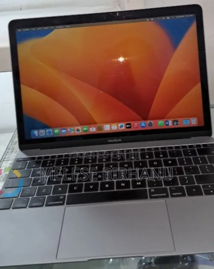 New Laptop Apple MacBook Pro 2017 8GB Intel Core i5 SSD 512GB