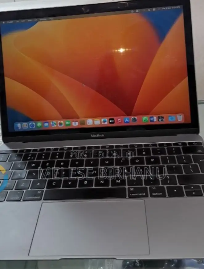 New Laptop Apple MacBook Pro 2017 8GB Intel Core i5 SSD 512GB