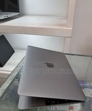 Photo - New Laptop Apple MacBook Air 2017 8GB Intel Core I5 SSD 512GB