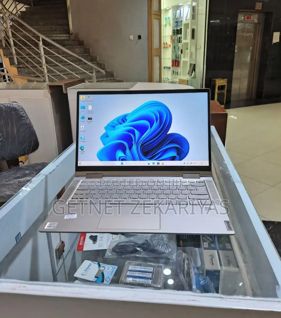 New Laptop Lenovo Yoga C740 8GB Intel Core I5 SSD 512GB