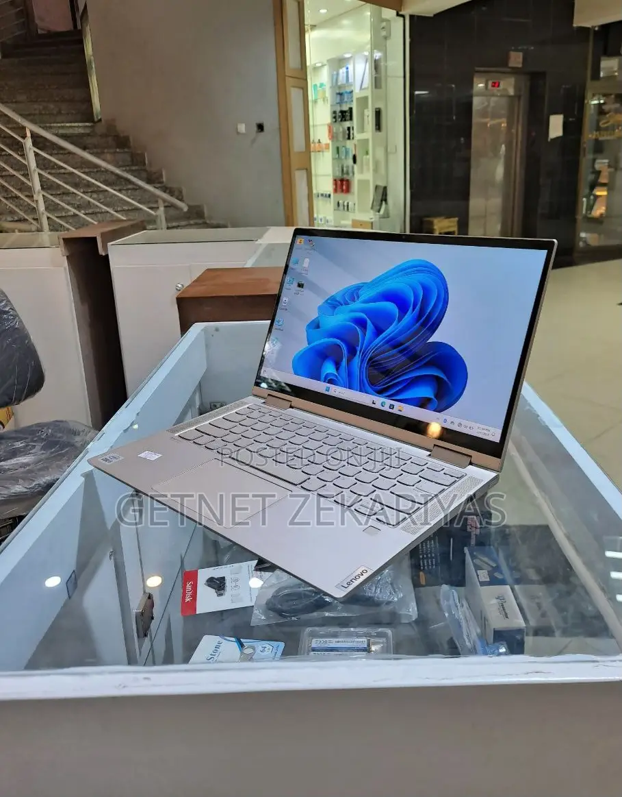 New Laptop Lenovo Yoga C740 8GB Intel Core I5 SSD 512GB
