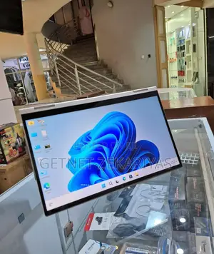 New Laptop Lenovo Yoga C740 8GB Intel Core I5 SSD 512GB
