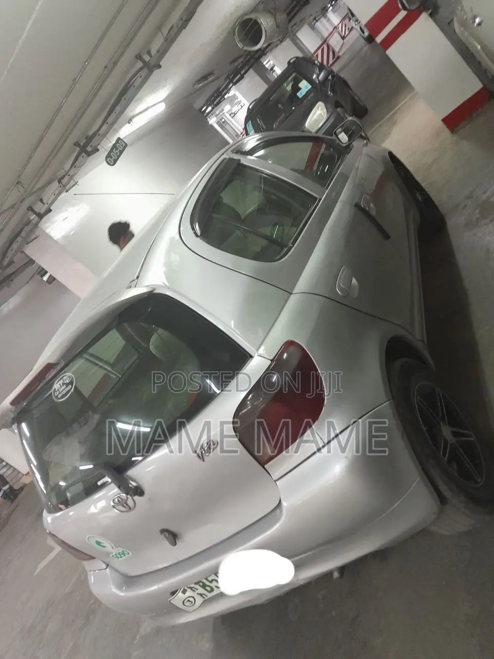 Toyota Vitz 2001 Silver